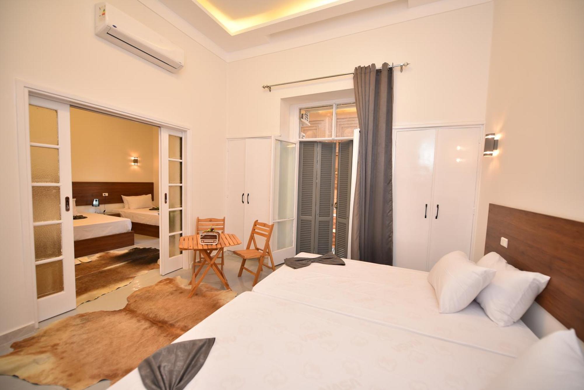 Family Downtown Aparthotel