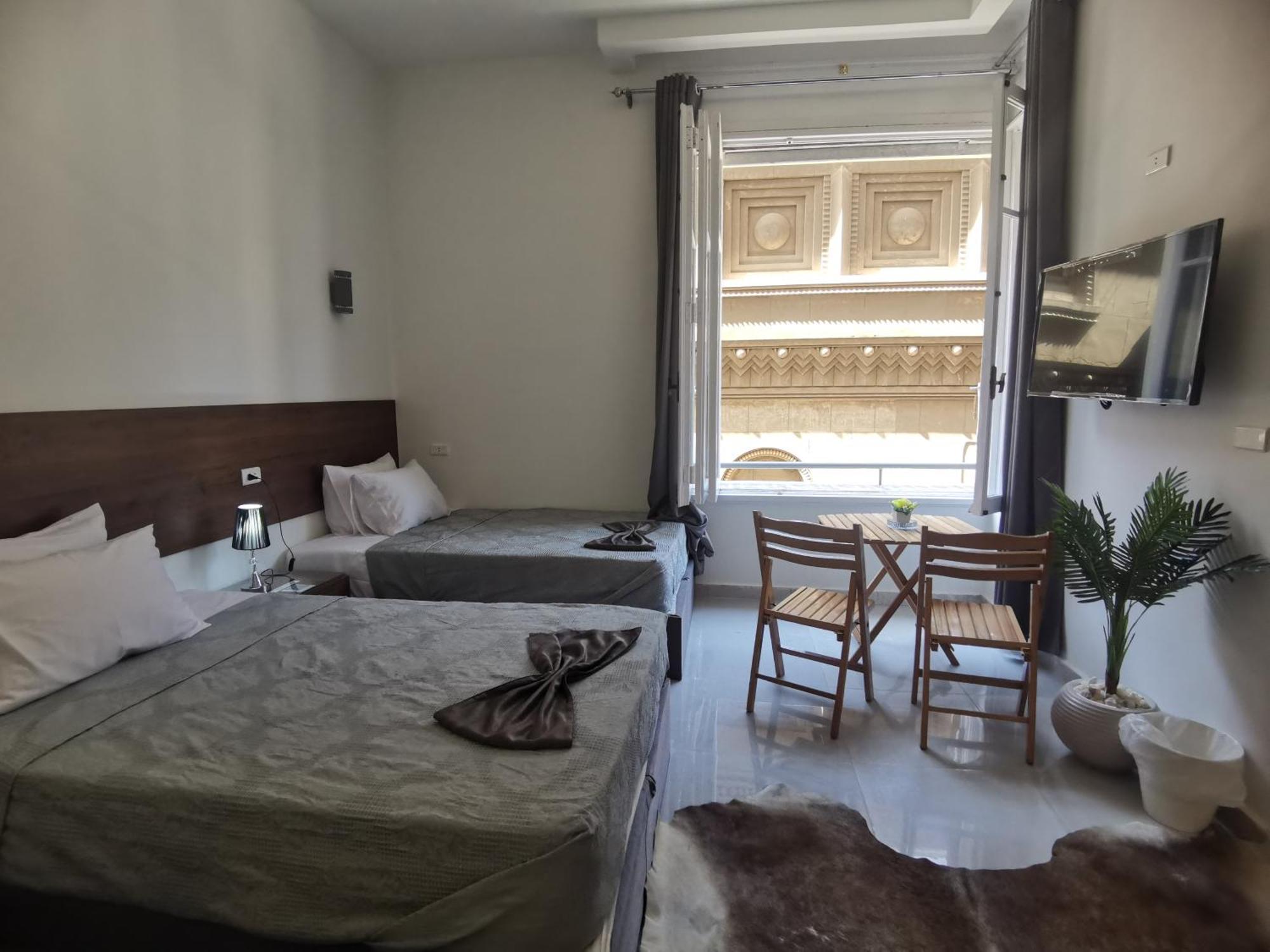 Aparthotel Family Downtown